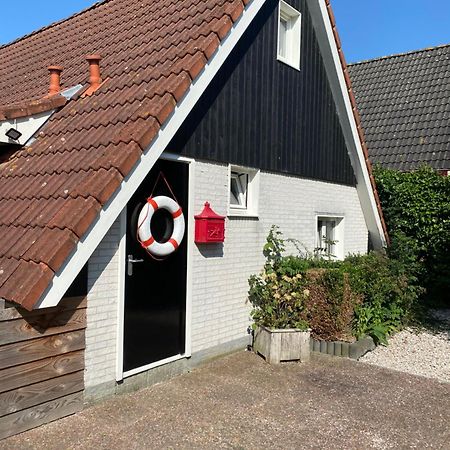 De Lauwersmeer Vogel Mit Eingezaeuntem Garten Anjum Extérieur photo