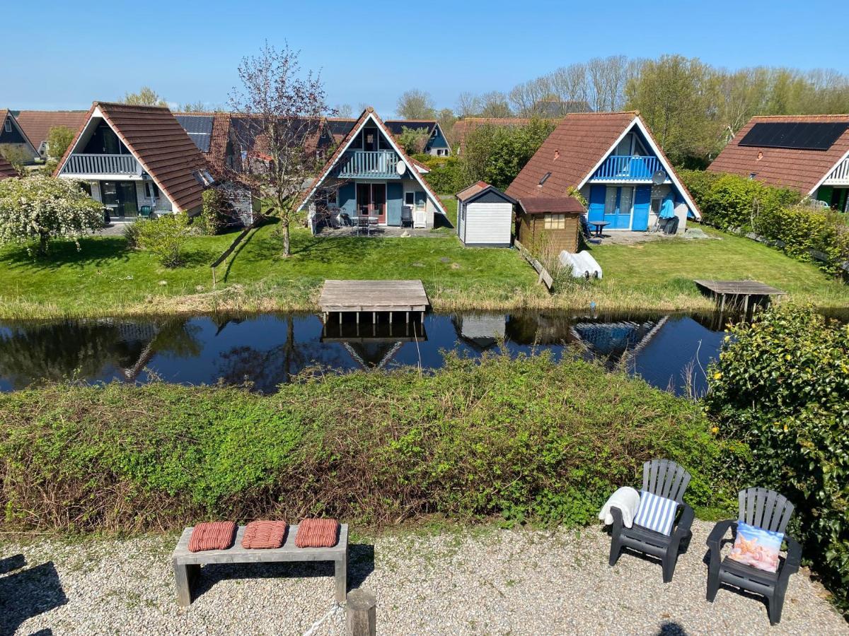 De Lauwersmeer Vogel Mit Eingezaeuntem Garten Anjum Extérieur photo